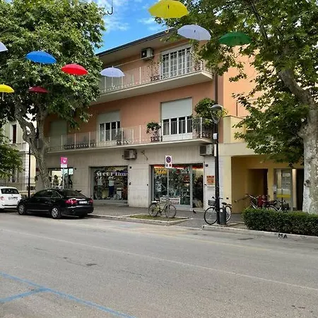 “il Centro” Nel Cuore, A Due Passi Dal Mare *