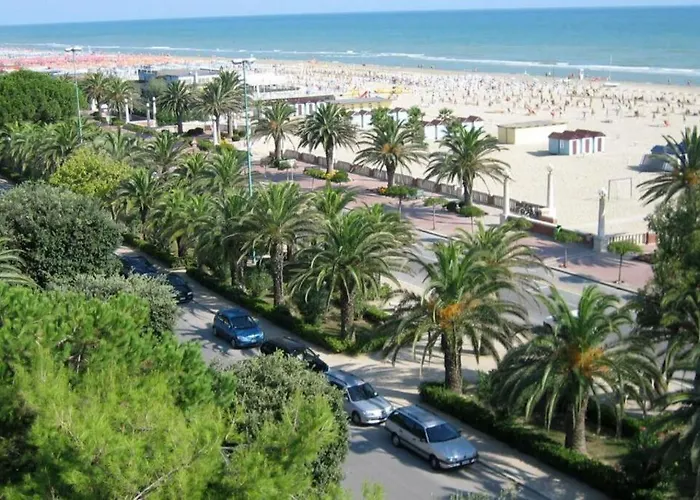 “il Centro” Nel Cuore, A Due Passi Dal Mare