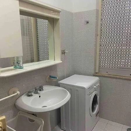 “il Centro” Nel Cuore, A Due Passi Dal Mare *