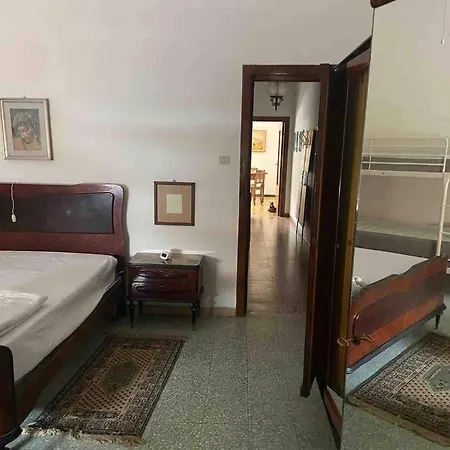 “il Centro” Nel Cuore, A Due Passi Dal Mare Apartment *