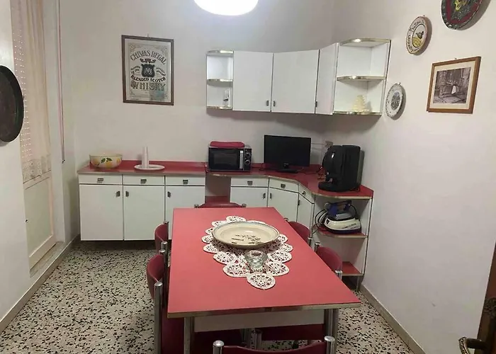 “il Centro” Nel Cuore, A Due Passi Dal Mare Джулианова